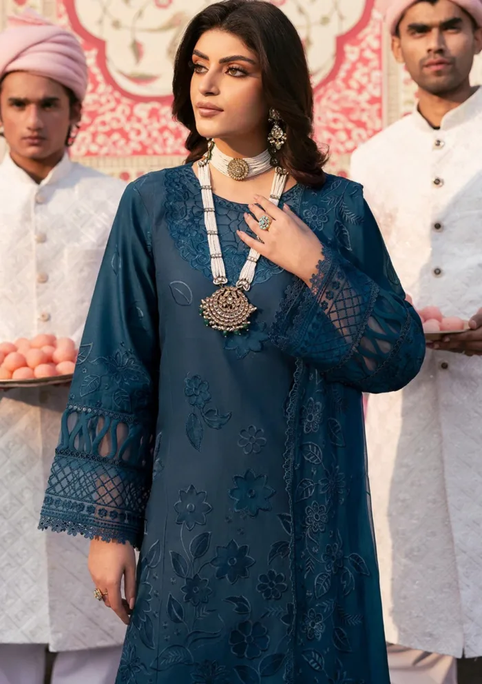 Mahnur MHJ 02 Cyania Husn e Jahan Luxury Lawn Collection - Image 2