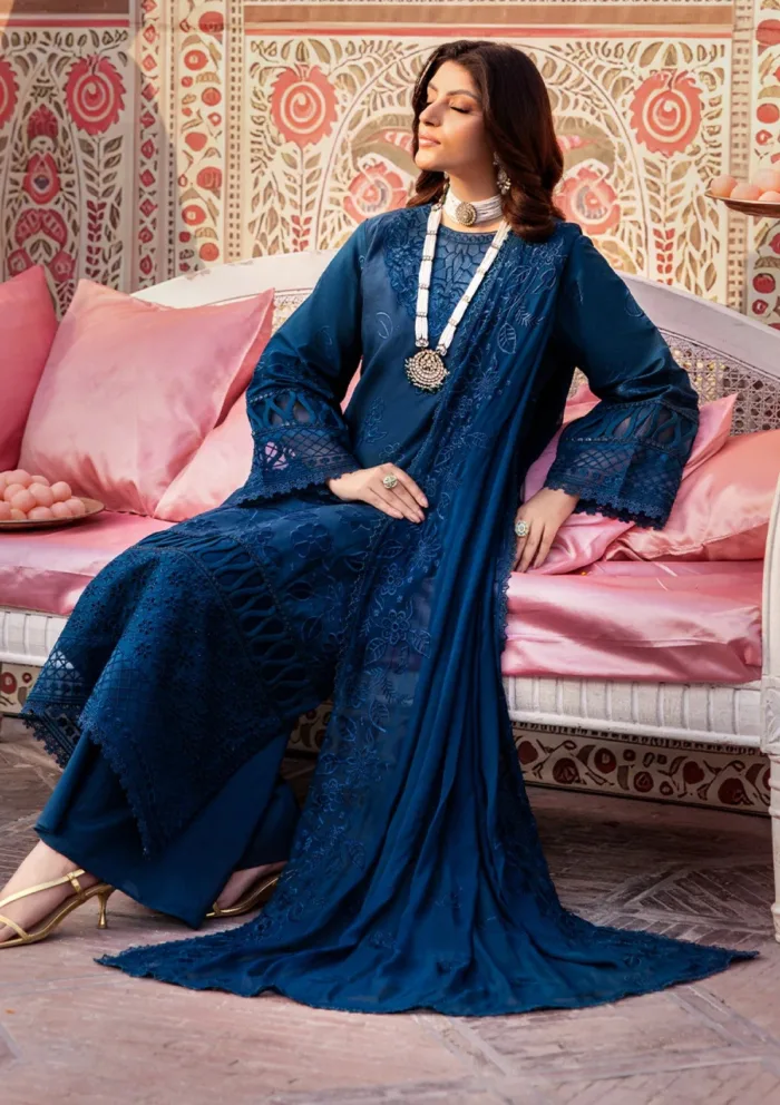 Mahnur MHJ 02 Cyania Husn e Jahan Luxury Lawn Collection - Image 5