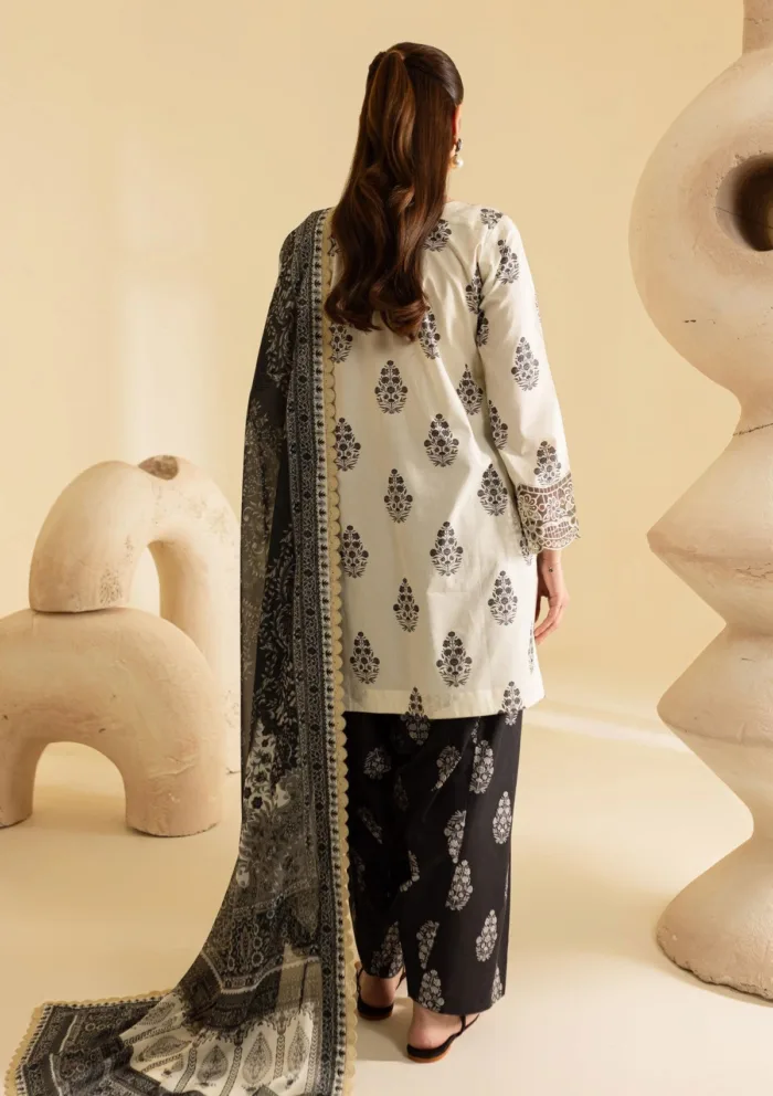 Mahnur Printkari Edit ML25 09 Leila Luxury Lawn Collection - Image 2