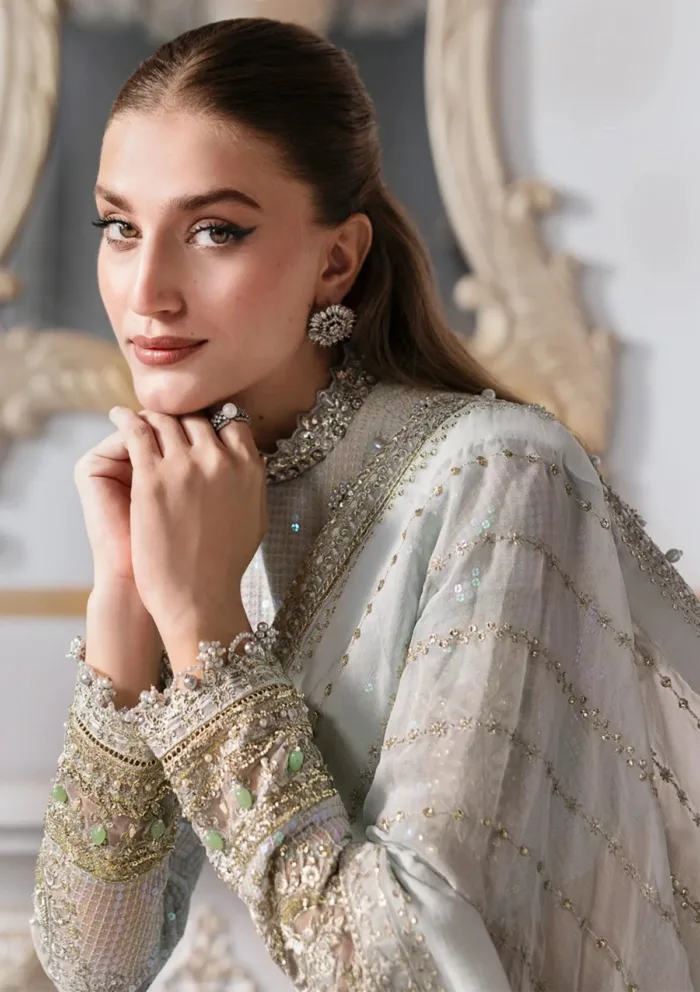 Maria B MME 05 Mbroidered Unstitched Edition 25 Luxury Lawn Collection - Image 7