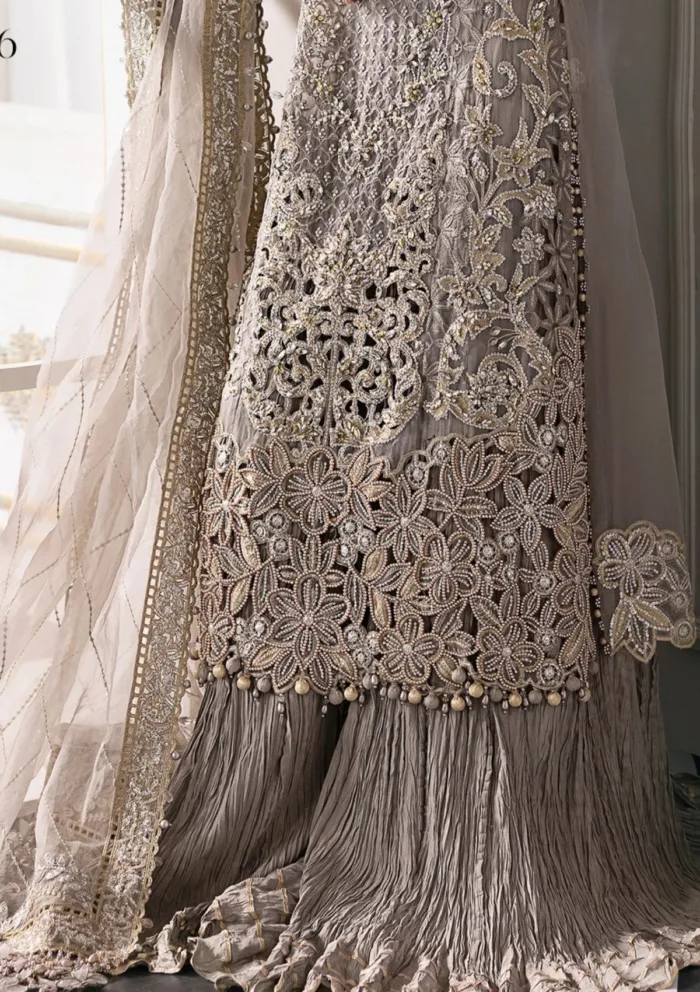Maria B MME 06 Mbroidered Unstitched Edition 25 Luxury Lawn Collection - Image 2