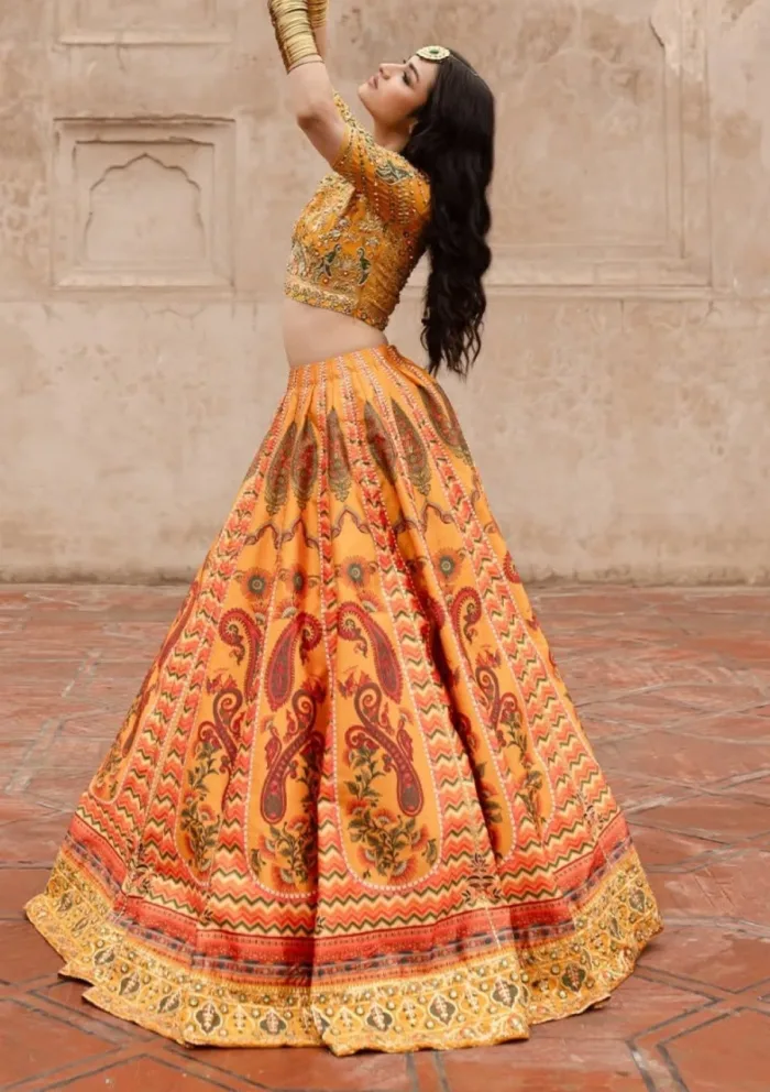 Maria Osama Khan Wedding Zariya Khwabedah Luxury Lawn Collection - Image 3