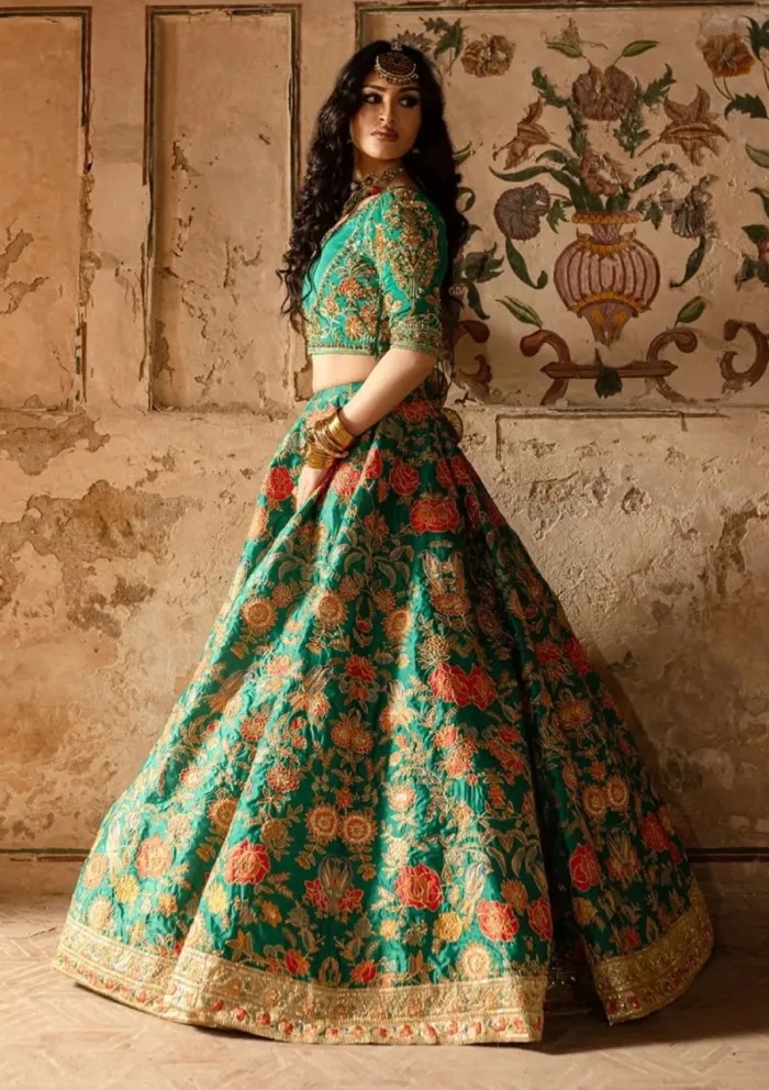 Maria Osama Khan Wedding Zinia Khwabedah Luxury Lawn Collection - Image 3