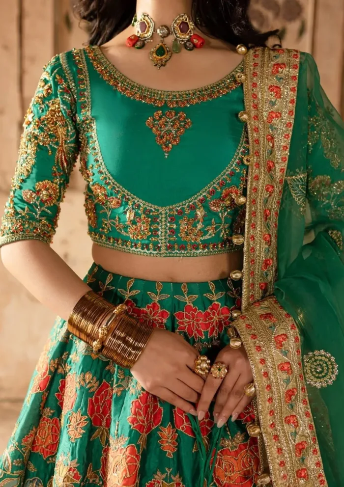 Maria Osama Khan Wedding Zinia Khwabedah Luxury Lawn Collection - Image 4