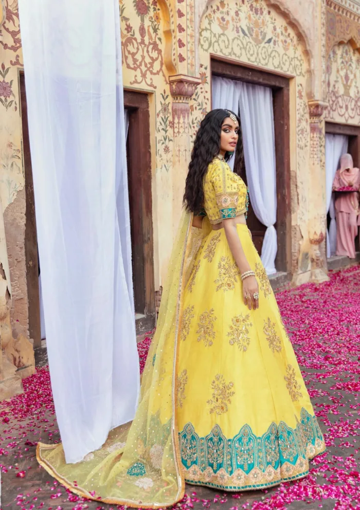 Maria Osama Khan Yasmin Virsa Luxury Lawn Collection - Image 4