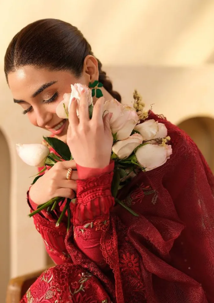 Maryam Hussain Berry Luxury 25 Lawn Collection - Image 3