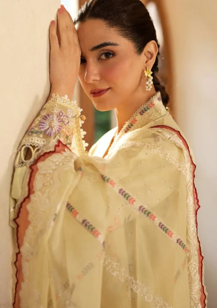 Maryam Hussain Lemon Garden Luxury 25 Lawn Collection - Image 3