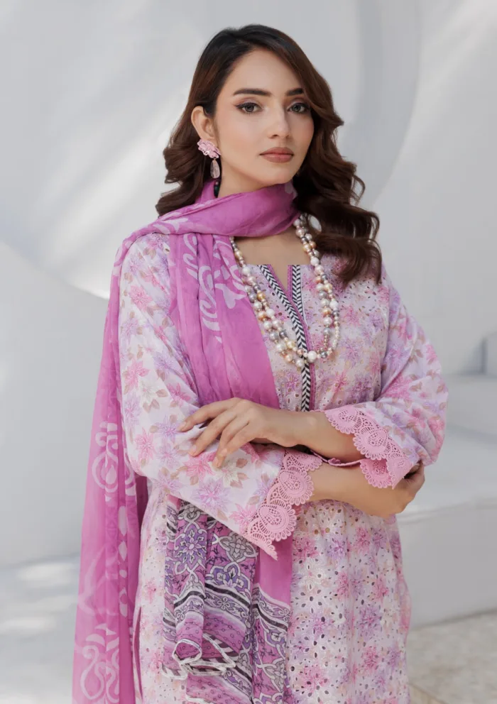 Meemsey Luxury Festive MSF25 01 Sui Dhaga Lawn Collection - Image 4