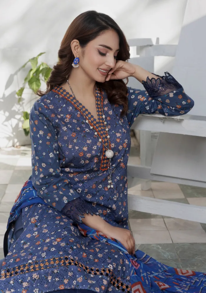 Meemsey Luxury Festive MSF25 09 Sui Dhaga Lawn Collection - Image 3