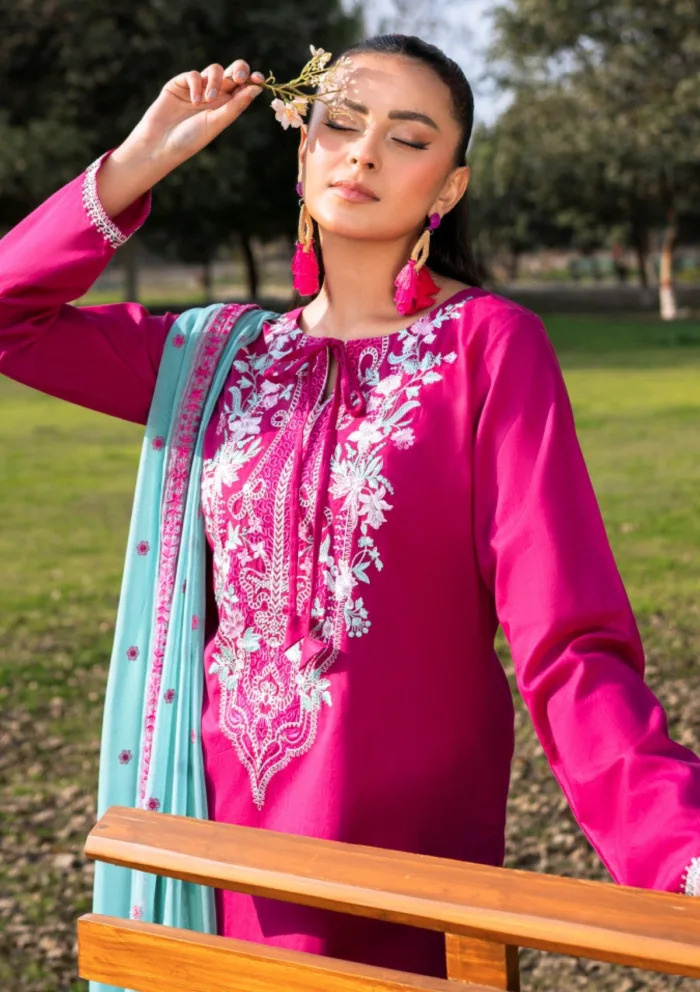 Muraad Edit 25 Mayaal Raha Luxury Lawn Collection - Image 2