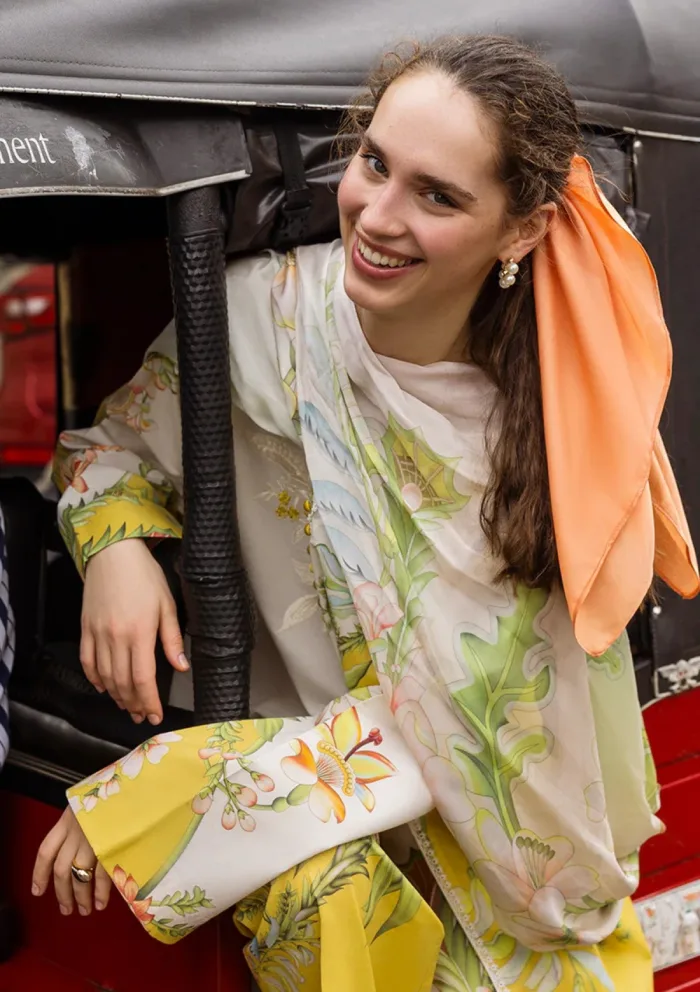 Mushq La Dolce Prints D 09A Corina Hemline Luxury Lawn Collection - Image 3