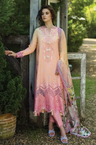 Mushq MC25 04 Risate