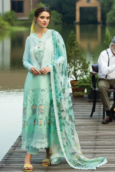 Mushq MC25 06 Famiglia