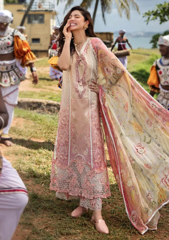 Mushq MM 09 Tranquil Spark Manaram Luxury 25 Lawn Collection - Image 3