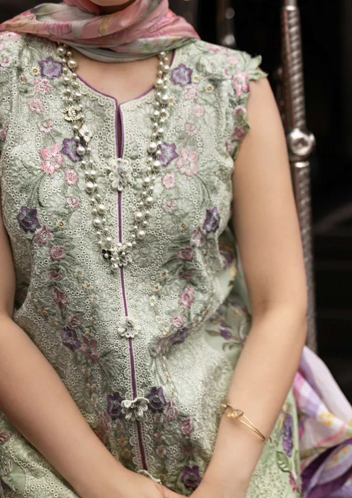 Mushq MM 10 Beaming Drift Manaram Luxury 25 Lawn Collection - Image 2