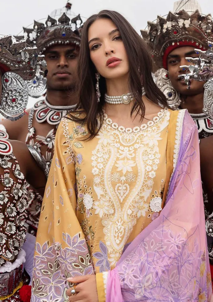 Mushq MM 11 Gold Glow Manaram Luxury 25 Lawn Collection - Image 4