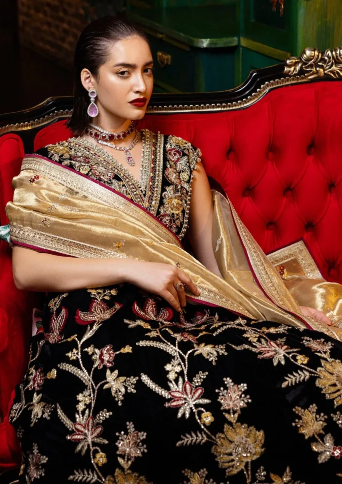Mushq Velvet MDV24 04 Whispers Of Yesterday Deja Vu Luxury Lawn Collection - Image 3