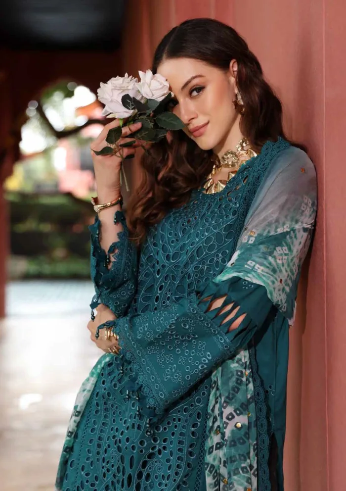 Nureh Unstitched 25 NE 107 Bazaar Luxury Lawn Collection - Image 3