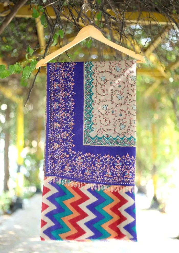 Pashmina Kaani Work Shawl D 08