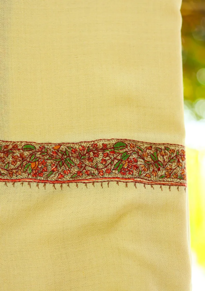 Pashmina Kashmiri Border Shawl D 28 Luxury Lawn Collection - Image 2