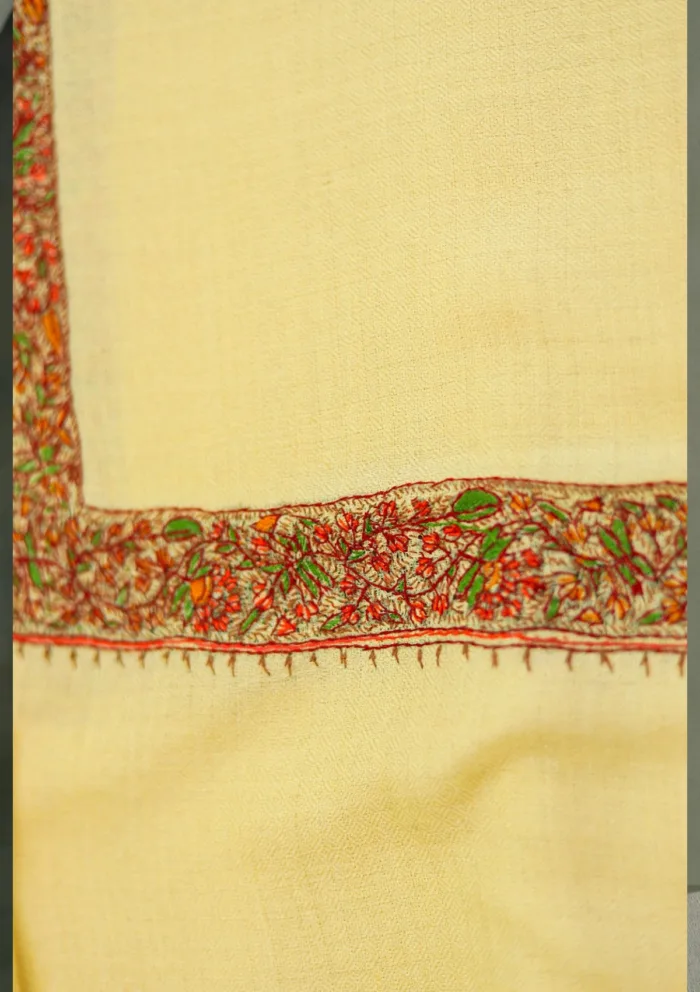 Pashmina Kashmiri Border Shawl D 28 Luxury Lawn Collection - Image 3