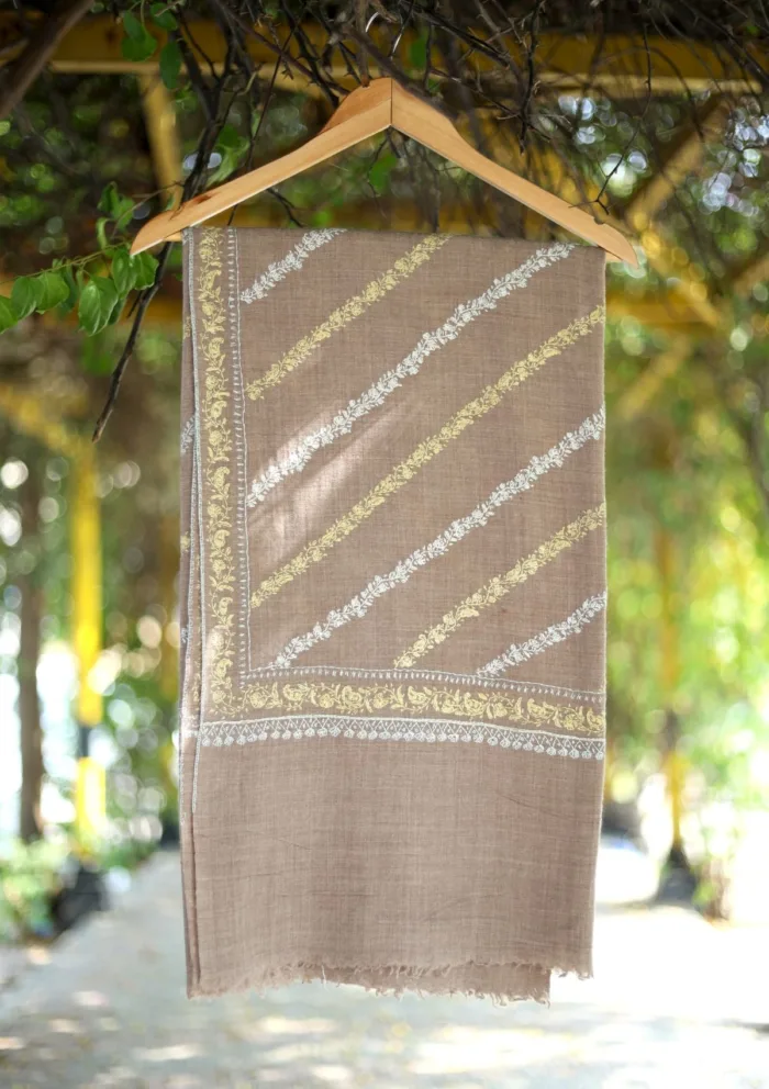 Pashmina Kashmiri Jaldar Shawl D 30
