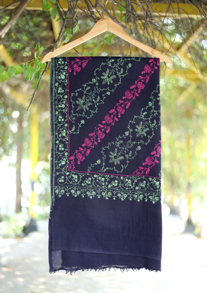 Pashmina Kashmiri Jaldar Shawl D 33