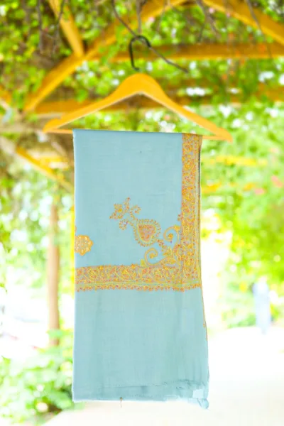 Pashmina Kashmiri Work Shawl D 01
