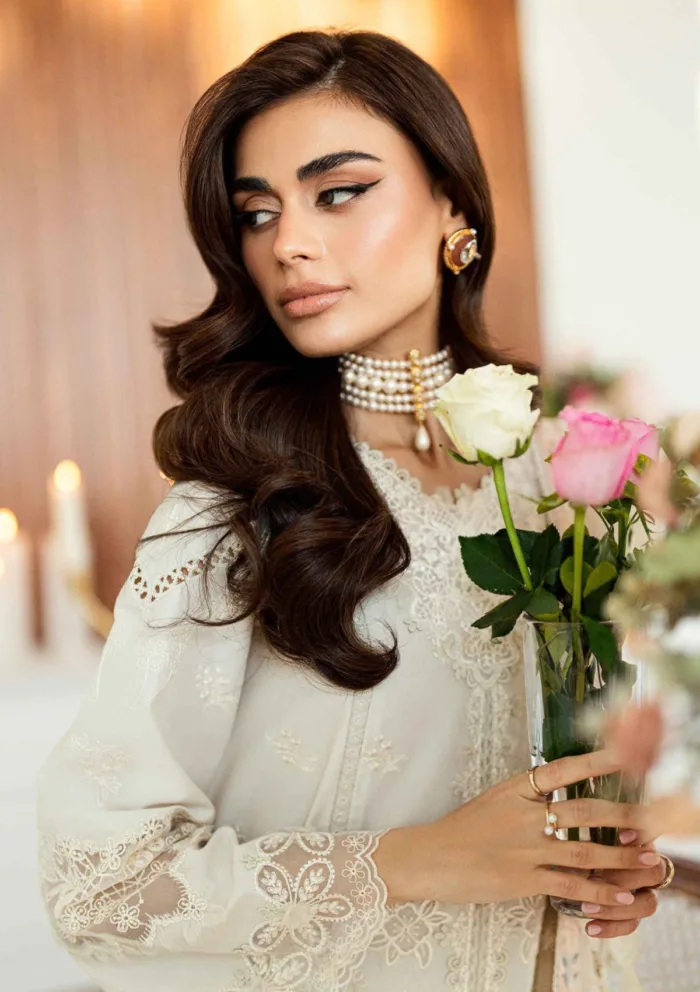 Qalamkar Eid Edit 25 CS 08 ERSA Chikankari Luxury Lawn Collection - Image 4