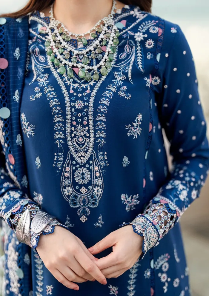 Qalamkar Luxury QSL25 05 Aurora Sahil Lawn Collection - Image 3