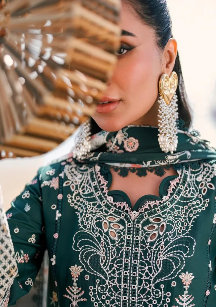Qalamkar Luxury QSL25 13 Eliza Sahil Lawn Collection - Image 4