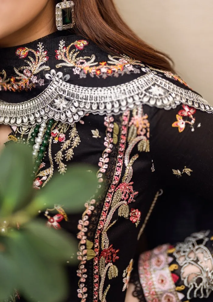Qalamkar Luxury QSL25 15 Hannah Sahil Lawn Collection - Image 5