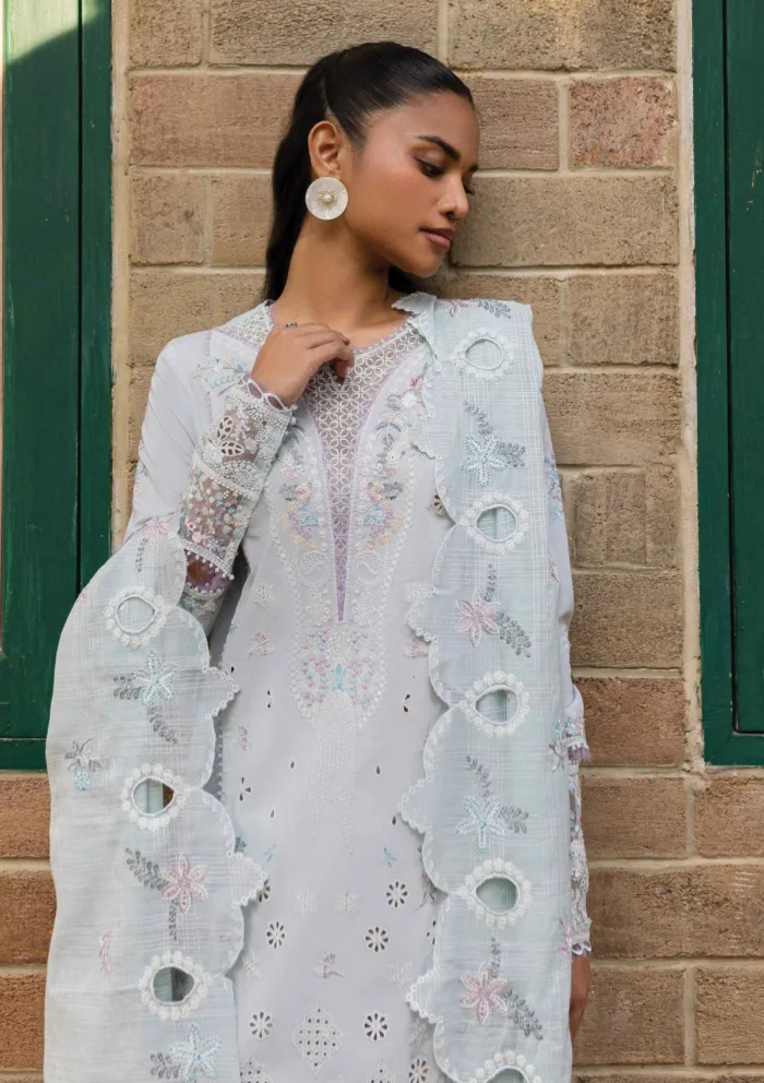 Qalamkar Summer 25 QM 16 LUNE Qline Luxury Lawn Collection - Image 3