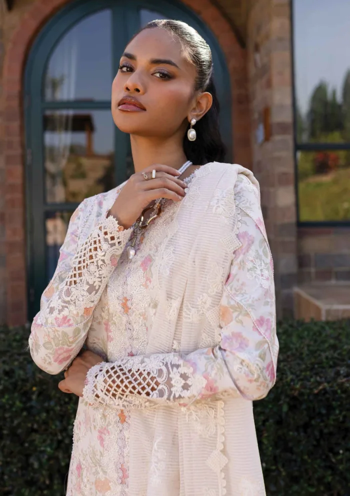 Qalamkar Summer 25 QM 18 FEEHA Qline Luxury Lawn Collection - Image 3