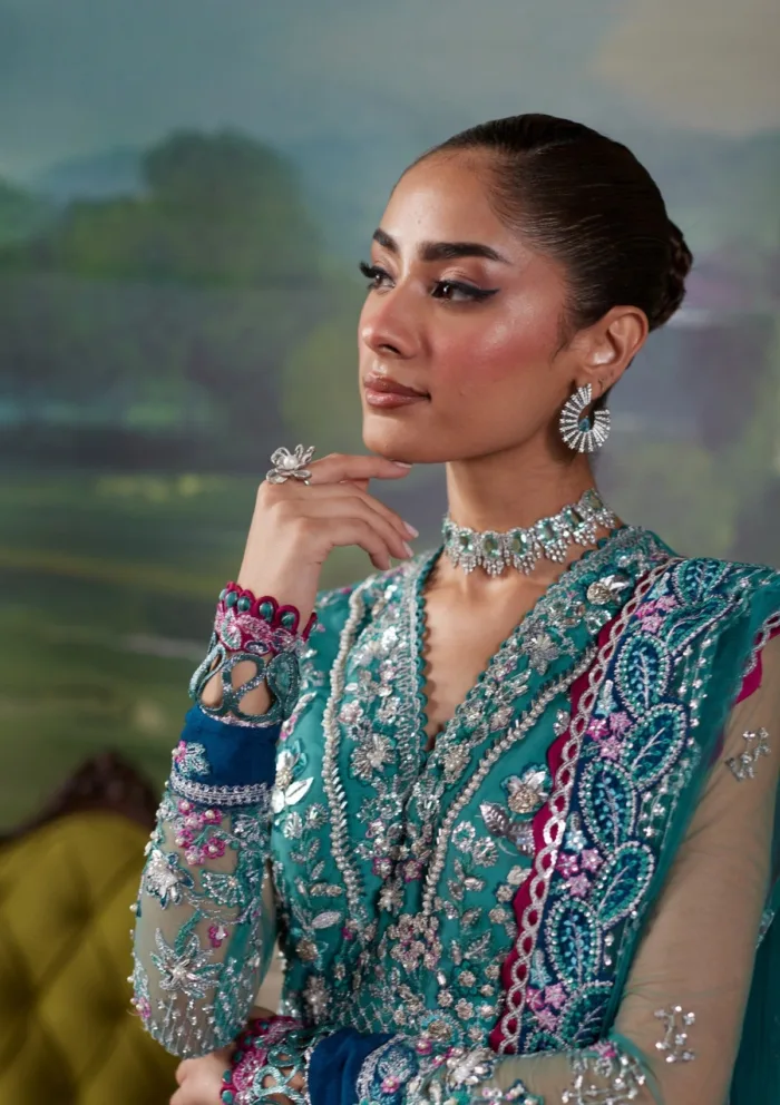 Republic Womenswear D 6 Serra Pieno De Verde Luxury Lawn Collection - Image 3