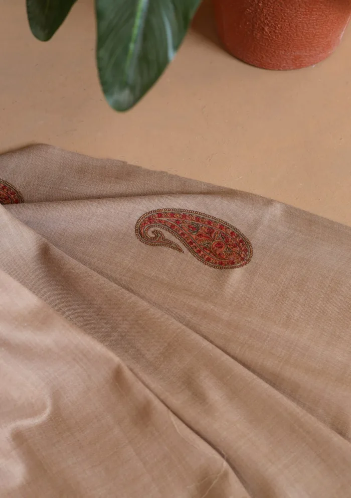 Riwaj Volume II D 02 A Pashmina Embroidered Suit Luxury Lawn Collection - Image 3