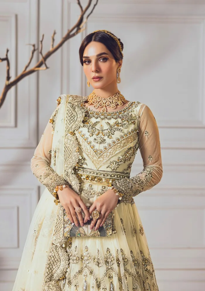 Rubaaiyat Off White Wedding Edit 24 Luxury Lawn Collection - Image 4