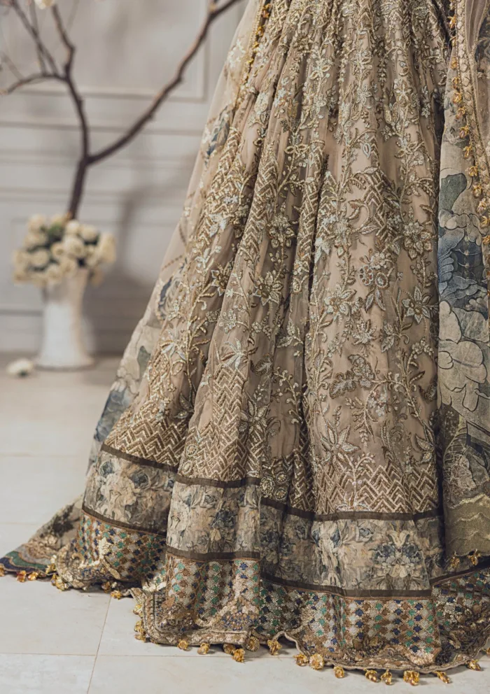 Rubaaiyat Skin Gold Wedding Edit 24 Luxury Lawn Collection - Image 9