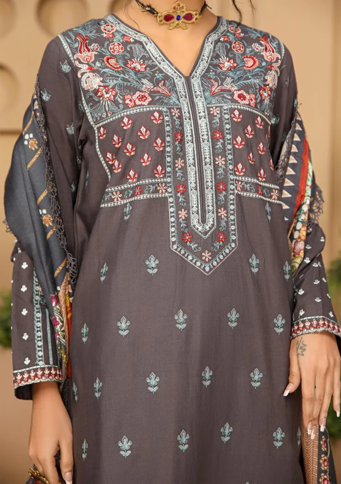 Rubaaiyat Vol 2 D 07 Emb Khaddar Luxury Lawn Collection - Image 4