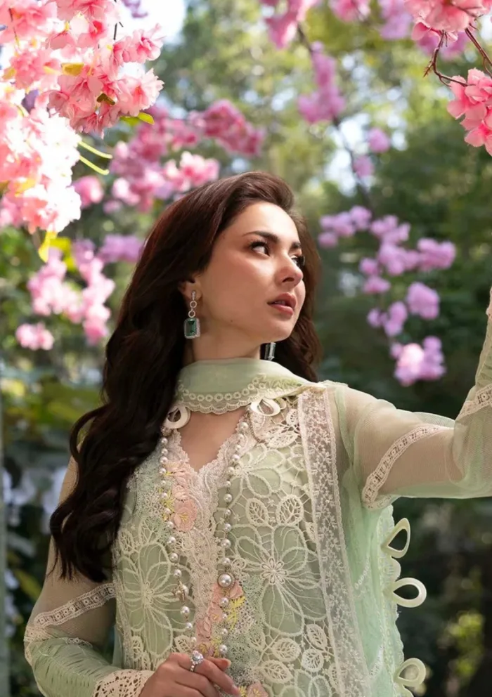 Sable Vogue SVL 06 Luxury 25 Lawn Collection - Image 4