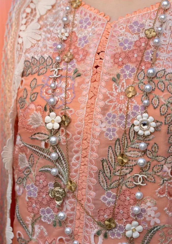 Sable Vogue Svl 10 Luxury 25 Lawn Collection - Image 4