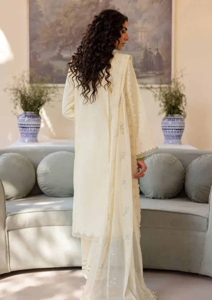 Seran HINA Nayaab Eid 25 Luxury Lawn Collection - Image 2