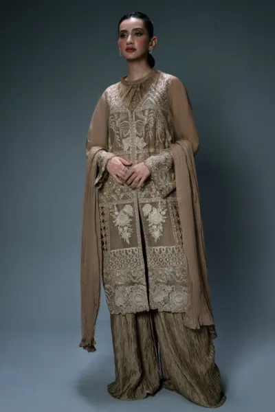 Sidra Fahad Skin Golden