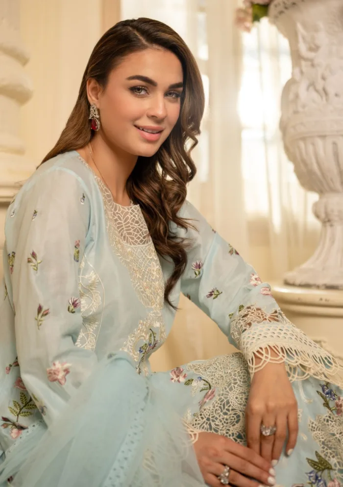 Thames Fashion Whispering Reet Luxury Lawn Collection - Image 6