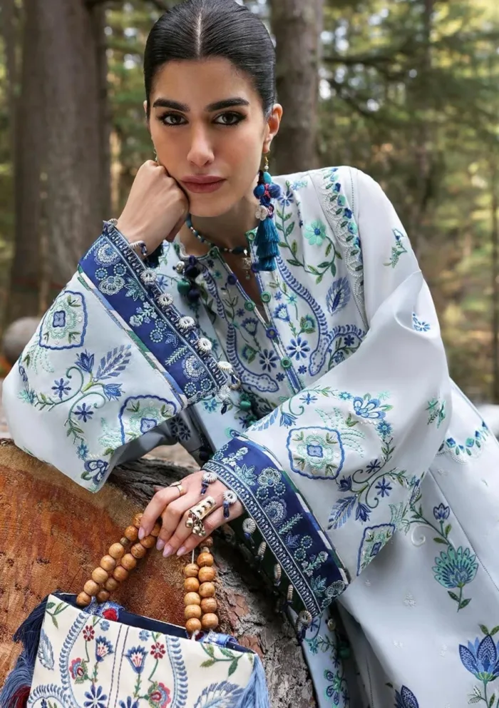 Zaha KASHUR ZL25 11 A Unstitched Lawn 25 Luxury Collection - Image 4
