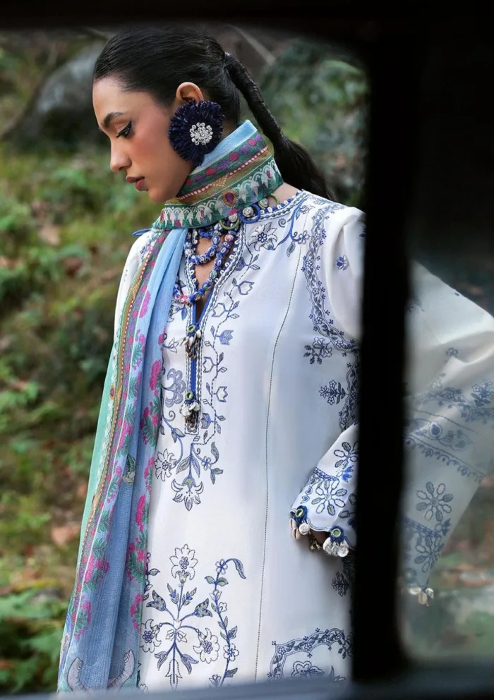 Zaha MAYA ZL25 15 A Unstitched Lawn 25 Luxury Collection - Image 3