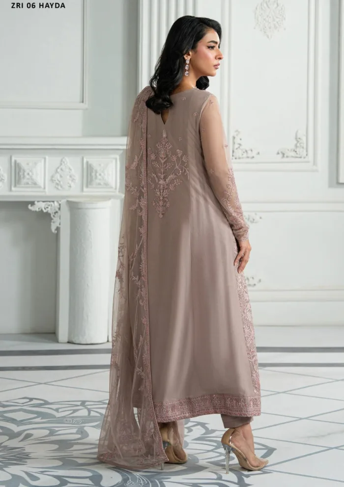 Zarif Unstitched 25 ZRI 06 HAYDA Inara Luxury Lawn Collection - Image 2