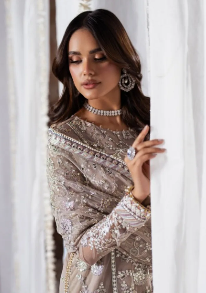 Zarif Wedding ZR25 06 Dooriya Shehnai Luxury Lawn Collection - Image 11