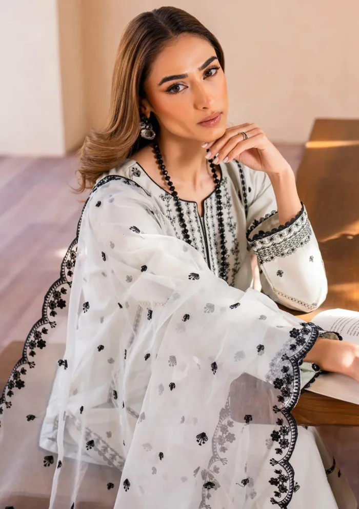 Zarif ZF25 Miya Eid Pret Luxury Lawn Collection - Image 7