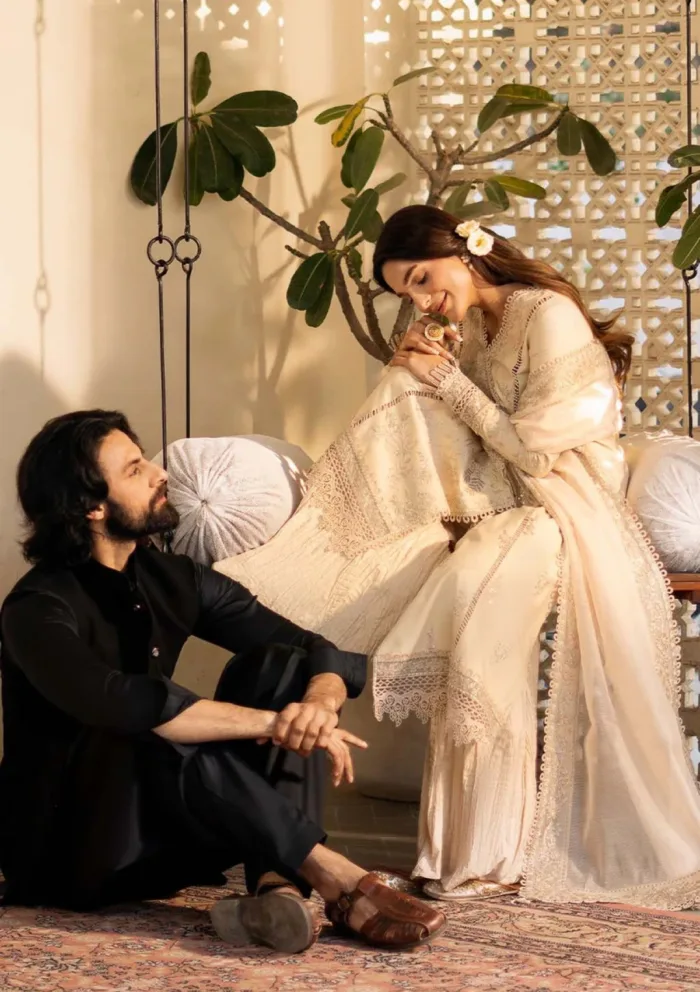 Zarposh Mehmal Sajni Luxury Lawn Collection - Image 4